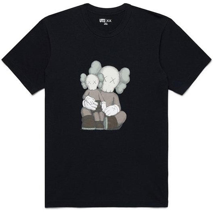 KAWS x Uniqlo UT Short Sleeve Graphic T-shirt (US Sizing) Black