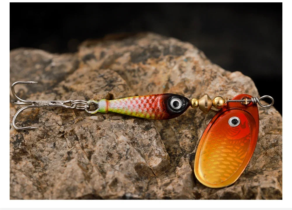 9g Rotating Spoon Fishing Lure – Metal Spinner with Triple Hook for Bass & Carp