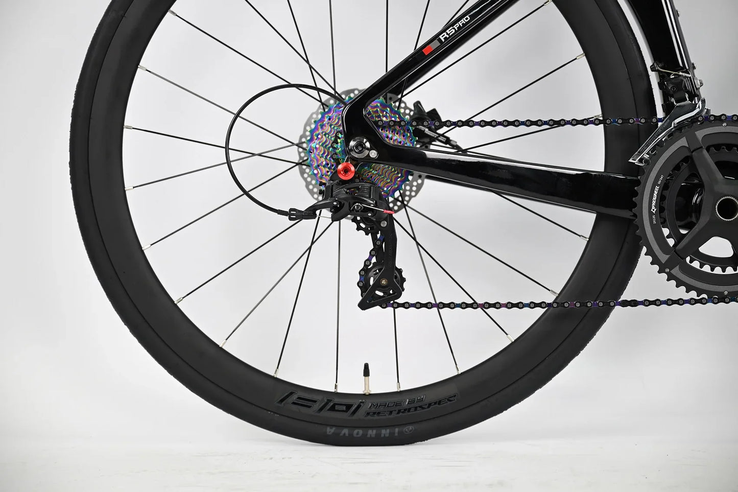 R5pro Carbon Fiber Road Bike 22/24 Speed Racing with Hydraulic Disc Brakes Available in 7 Sizes - 43.5/46/48/50/52/54/56