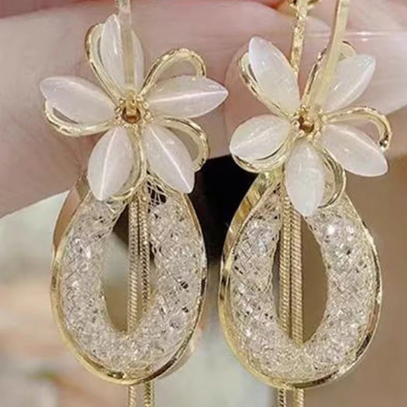 ‚ú®üå∏Elegant Flower Tassel Dangle Earrings