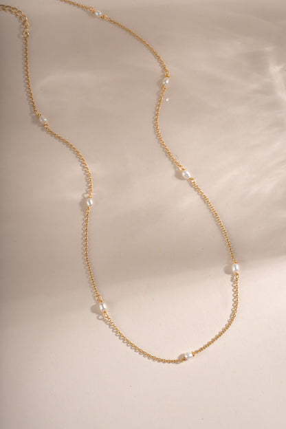 Dainty Beaded Pearl Necklace
