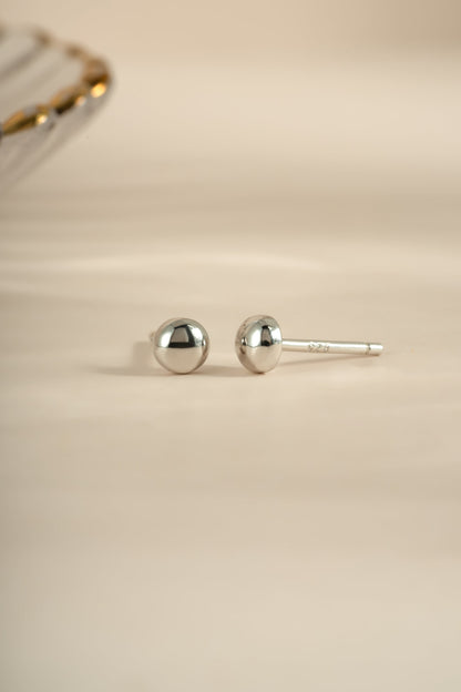 Dot Studs