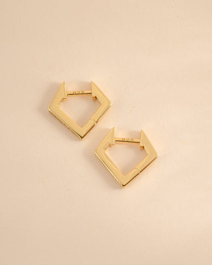 Geometric Huggies