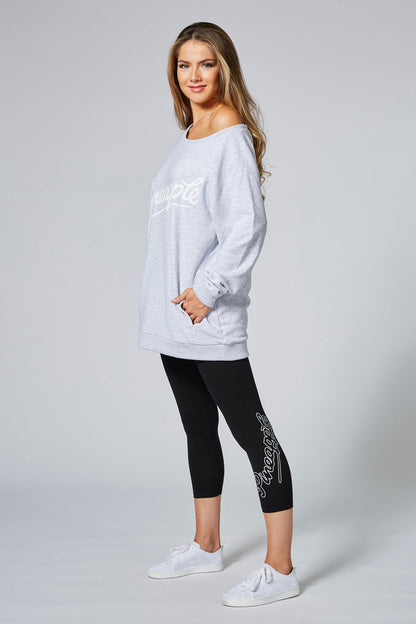 Woman wearing Logo Crop Black  Leggings