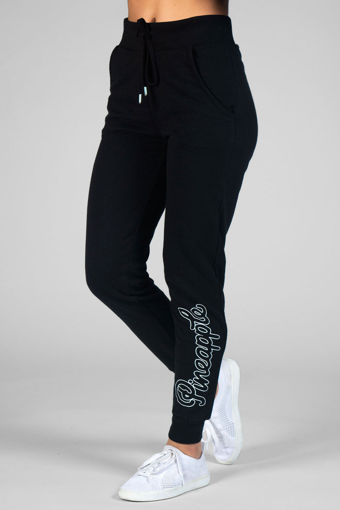 Woman wearing Pineapple black Loopback Joggers