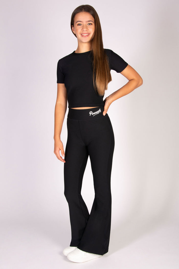 Black rib fitted top with short sleeves for girls, designed for active days and sports.