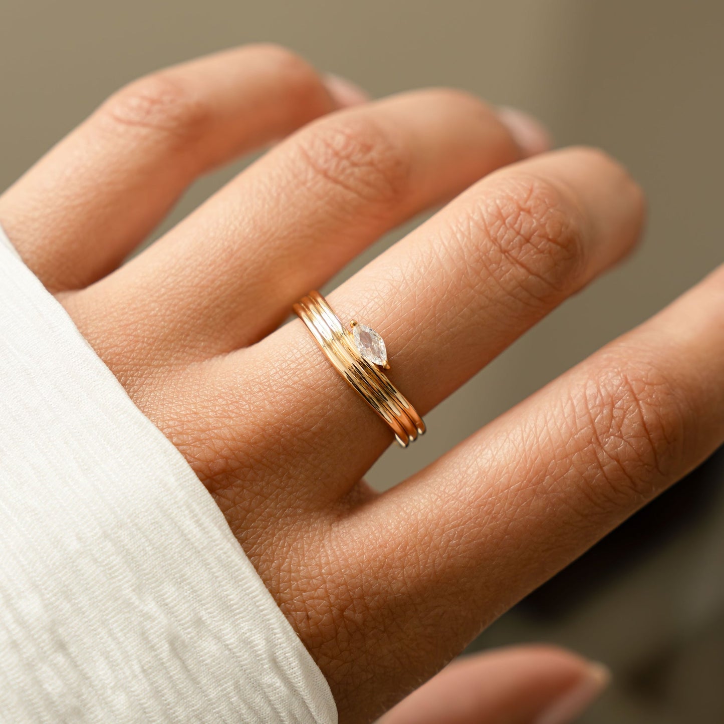 Marquise Stone Band