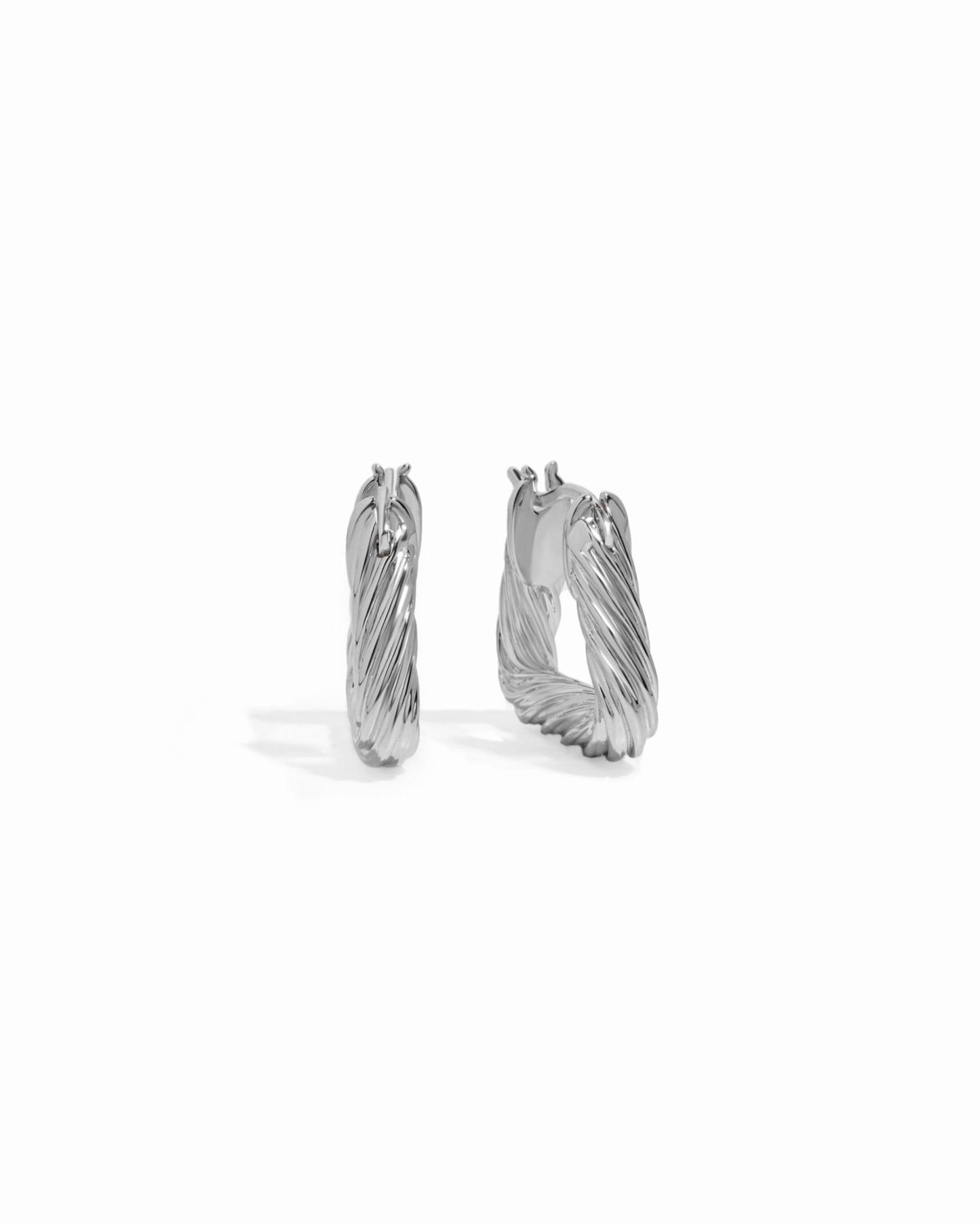 Chunky Triangle Hoops