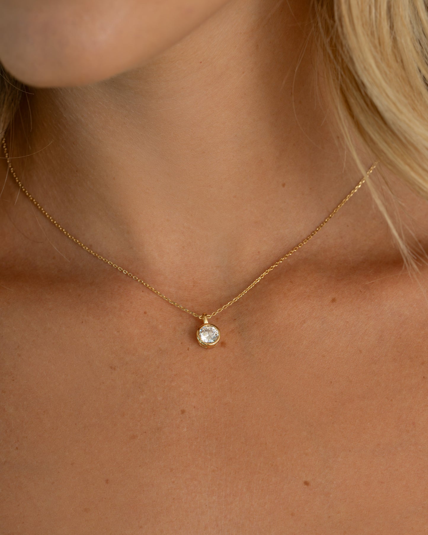 Round Bezel Necklace