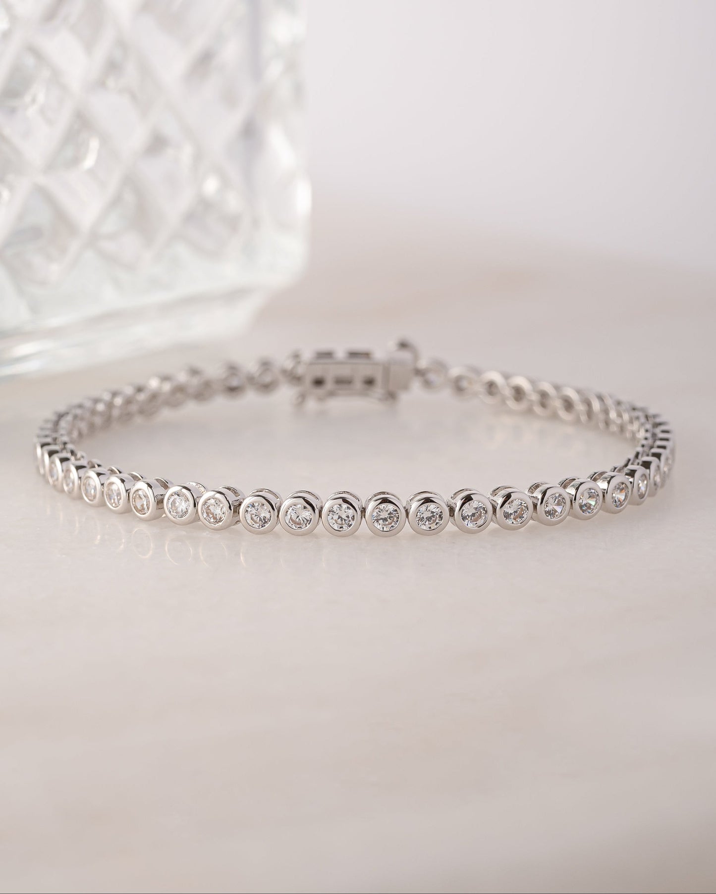 Round Bezel Tennis Bracelet