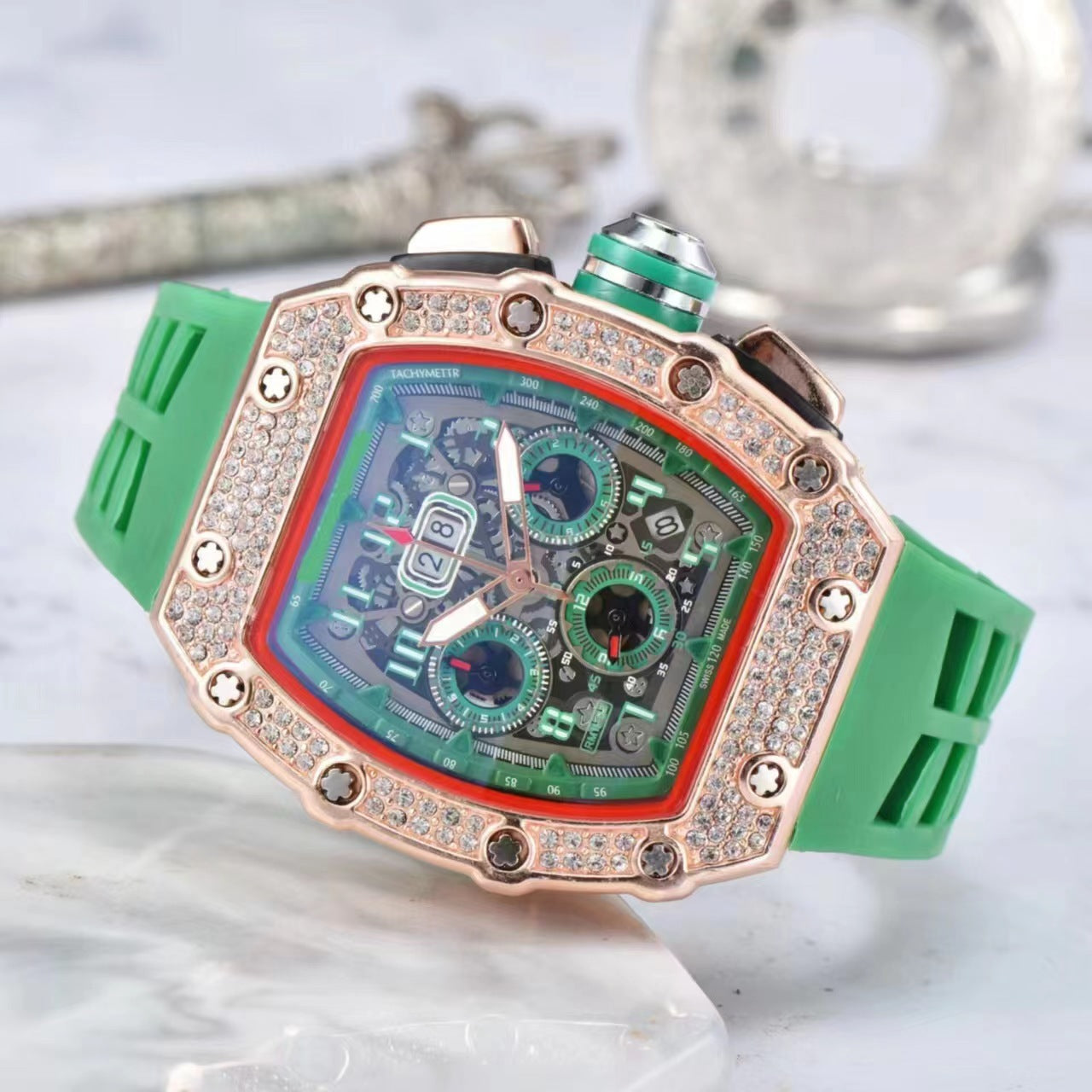 üì¢üì¢40% OFF !! ‚è∞ Luxury Men's Tonneau-Shaped Watch with Rhinestone Embellishment