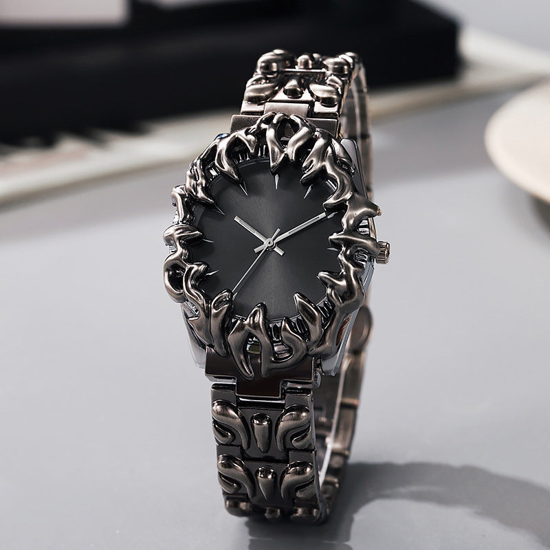 ‚åö Creative Claw-Shaped Quartz Watch ‚Äì Red Dial, Sculptural Bracelet, Statement Style üî•