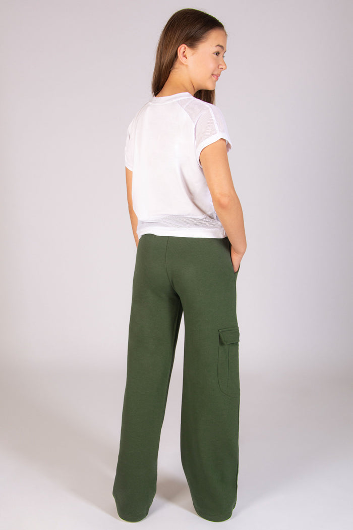 Teen's khaki wide leg joggers with cargo pockets and super soft fabric!