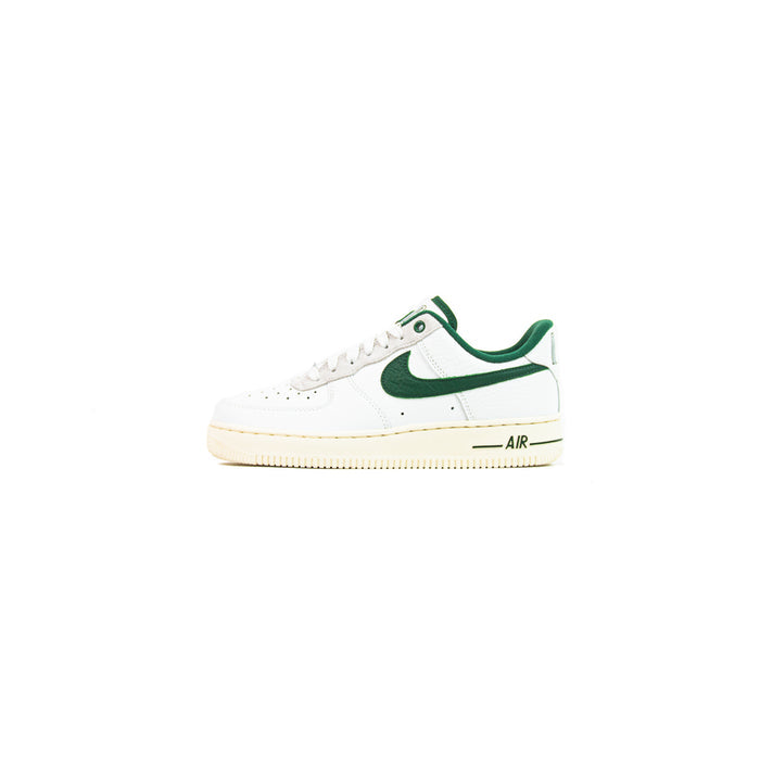 WMNS Air Force 1 '07 LX (Summit White/Gorge Green)