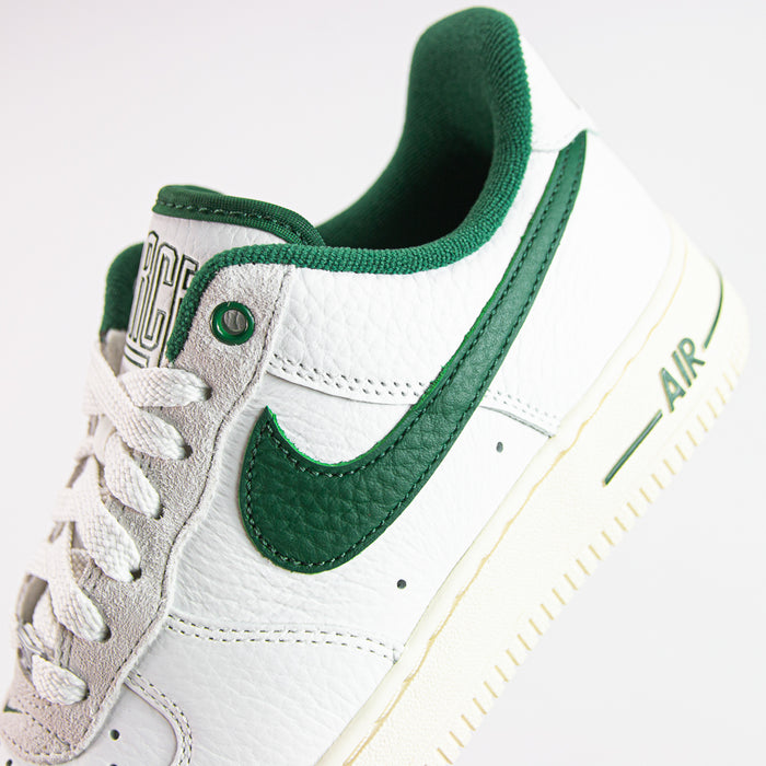 WMNS Air Force 1 '07 LX (Summit White/Gorge Green)