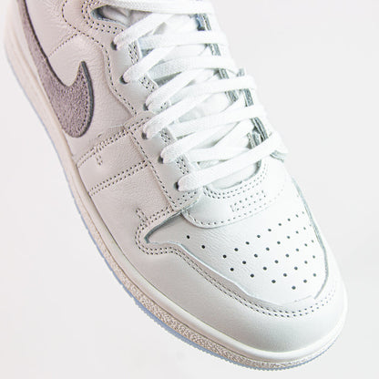Wmns Jordan Air Ship PE SP (Summit White/Rush Fuchsia)