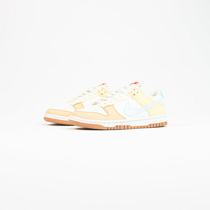 WMNS Dunk Low (Summit White/Glacier Blue)