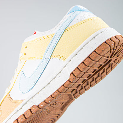 WMNS Dunk Low (Summit White/Glacier Blue)