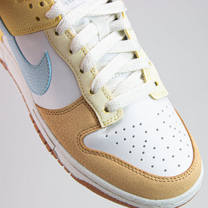 WMNS Dunk Low (Summit White/Glacier Blue)